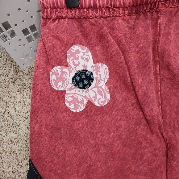 3539 Size 2X Zenana Mineral Washed Upcycled Pull On Pants with Raw Hem,NWT. - Picture 6 of 7